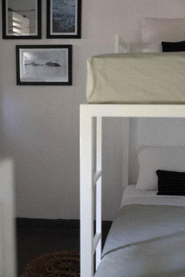Clics Coliving & Coworking Hotel Dikwella Bagian luar foto